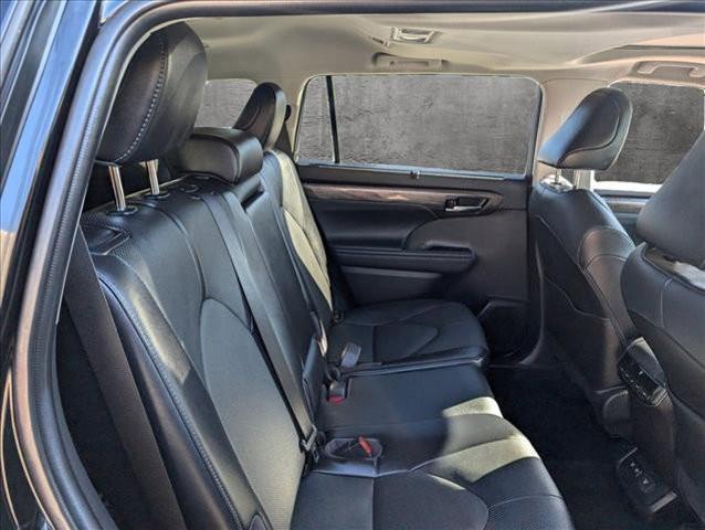 used 2021 Toyota Highlander car, priced at $38,995