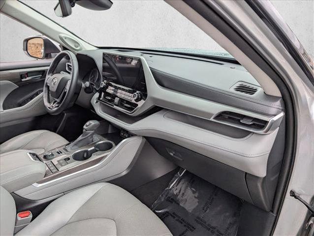 used 2020 Toyota Highlander car, priced at $26,788