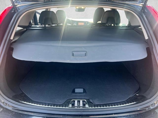 used 2018 Volvo V60 Cross Country car, priced at $16,492