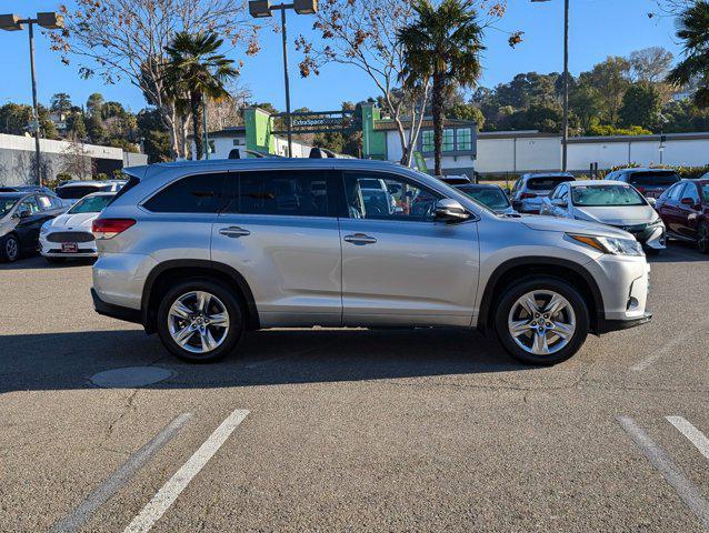 used 2018 Toyota Highlander car, priced at $25,955