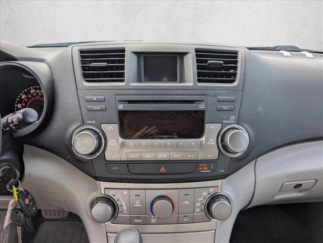 used 2012 Toyota Highlander car, priced at $14,995
