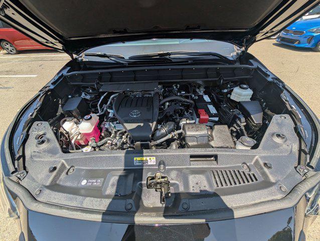 used 2023 Toyota Highlander car, priced at $40,988