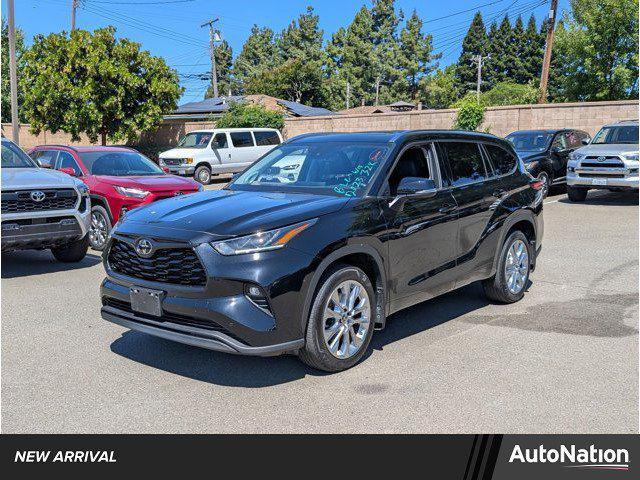 used 2023 Toyota Highlander car, priced at $41,977