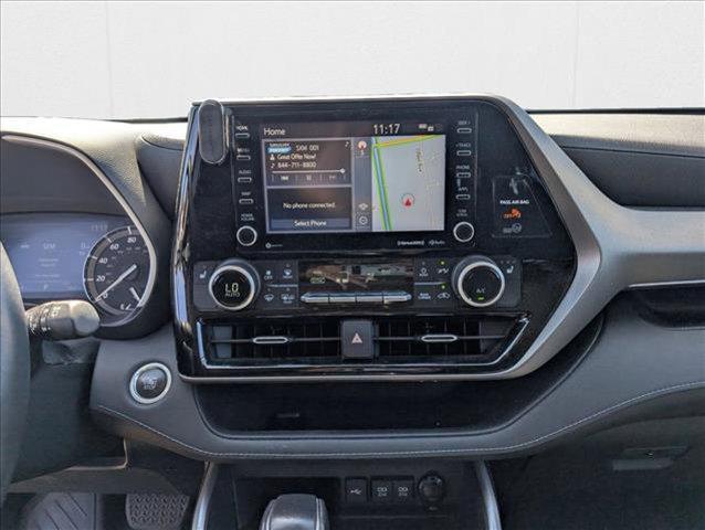 used 2020 Toyota Highlander car, priced at $31,990