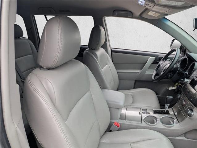 used 2012 Toyota Highlander car, priced at $13,971