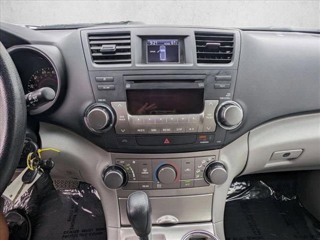 used 2012 Toyota Highlander car, priced at $13,971
