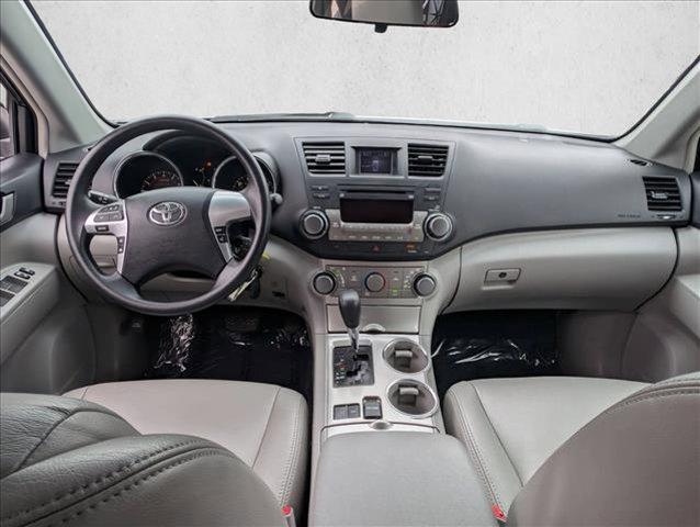 used 2012 Toyota Highlander car, priced at $13,971