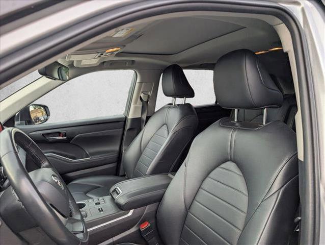 used 2023 Toyota Highlander car, priced at $36,577