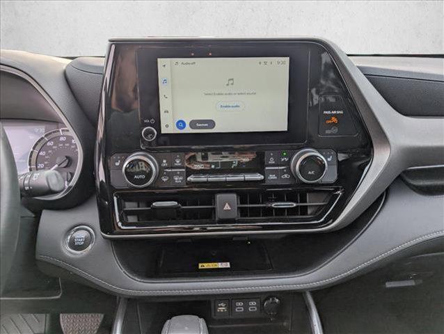 used 2023 Toyota Highlander car, priced at $36,577