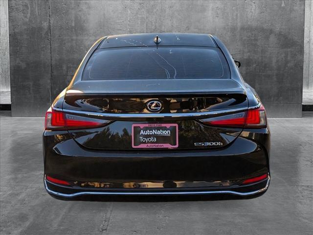 used 2019 Lexus ES 300h car, priced at $29,955