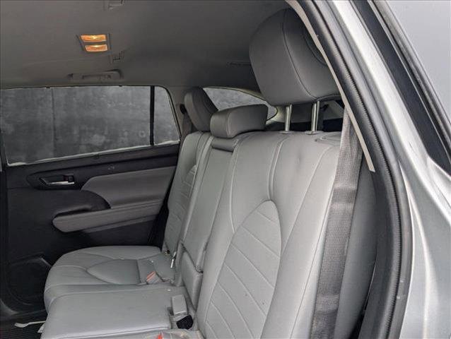 used 2021 Toyota Highlander car, priced at $35,998