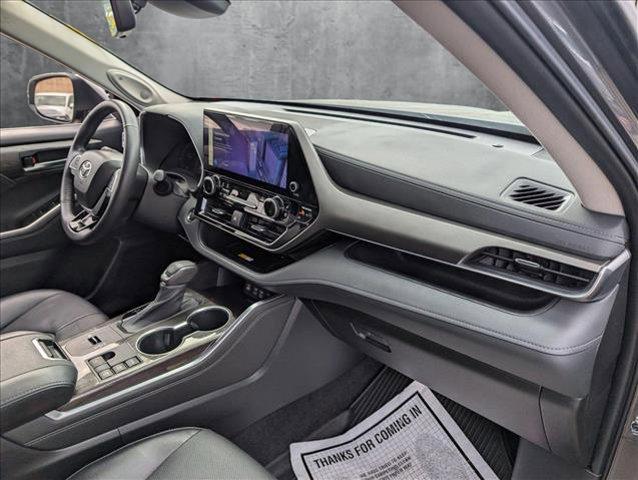 used 2023 Toyota Highlander Hybrid car, priced at $50,977