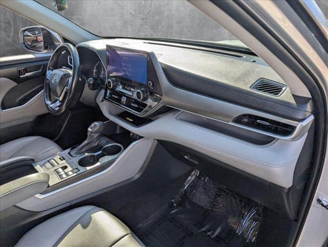 used 2023 Toyota Highlander car, priced at $39,588