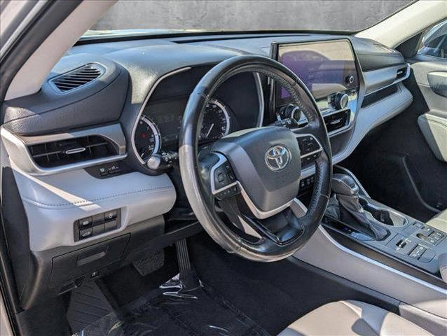 used 2023 Toyota Highlander car, priced at $39,588