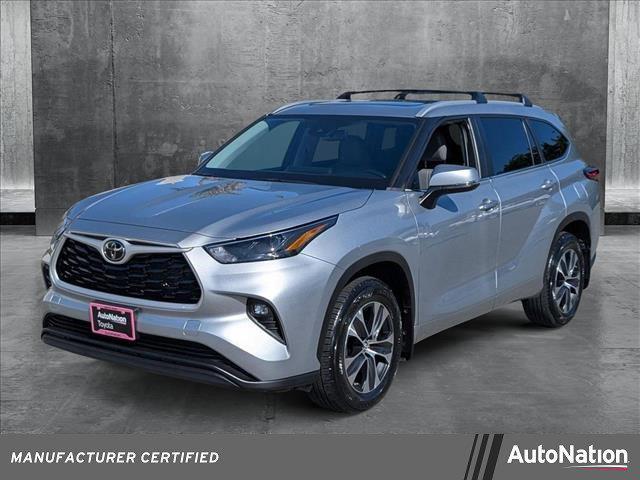 used 2023 Toyota Highlander car, priced at $37,955