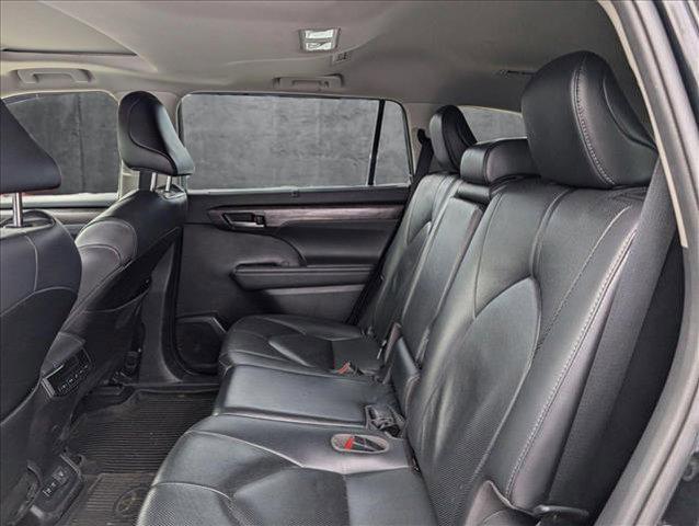 used 2020 Toyota Highlander car, priced at $35,499