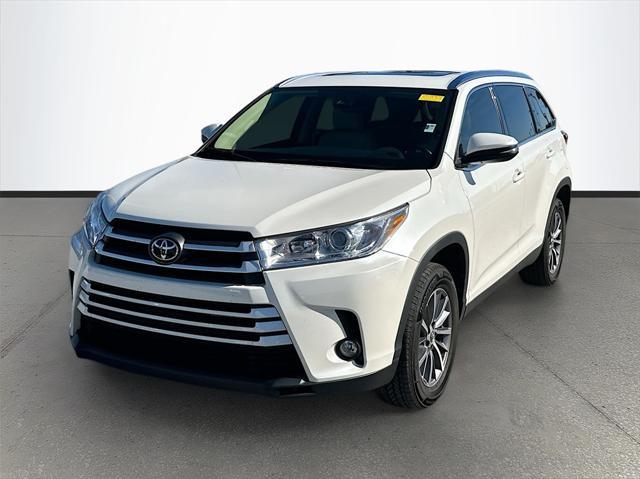 used 2019 Toyota Highlander car, priced at $26,500