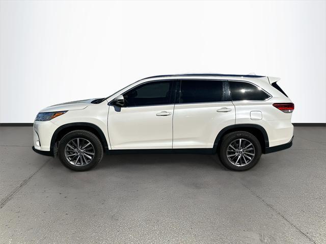 used 2019 Toyota Highlander car, priced at $26,500