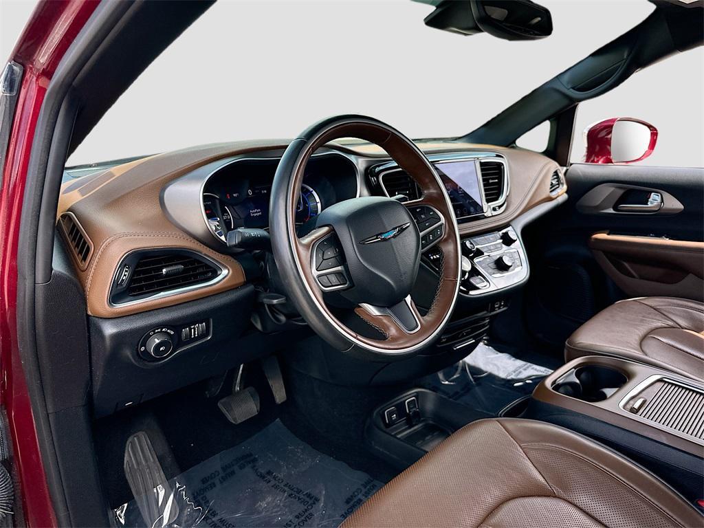used 2020 Chrysler Pacifica Hybrid car, priced at $22,750