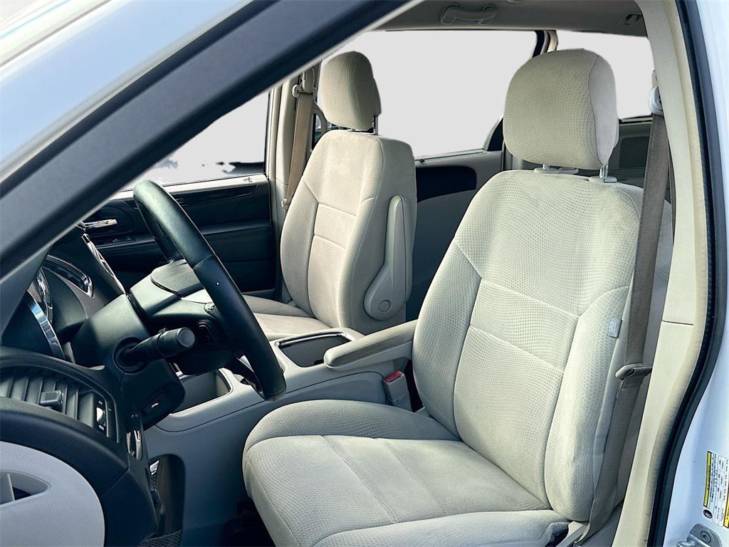 used 2013 Dodge Grand Caravan car, priced at $9,000