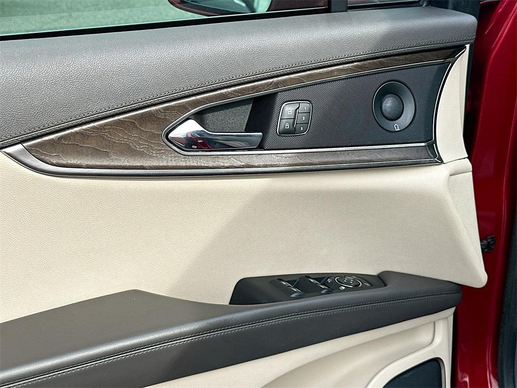 used 2020 Lincoln Nautilus car, priced at $21,350