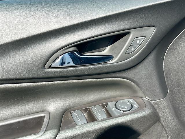 used 2019 Chevrolet Equinox car, priced at $19,491