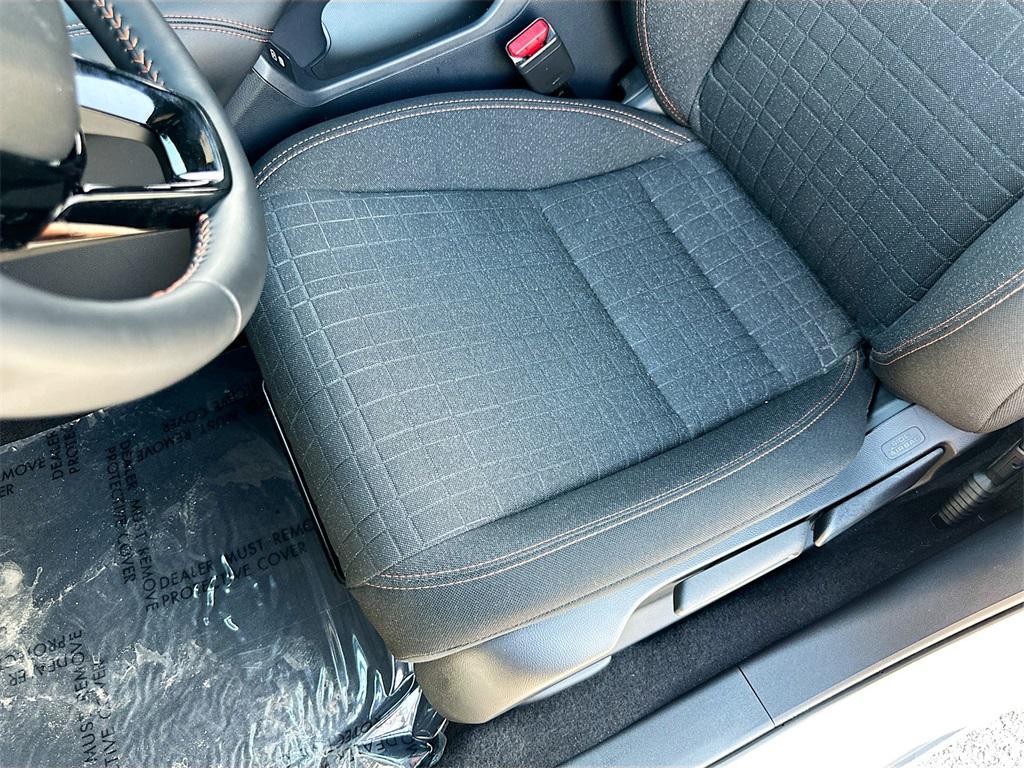 used 2025 Honda HR-V car, priced at $27,500