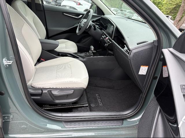 used 2025 Kia Niro car, priced at $34,000