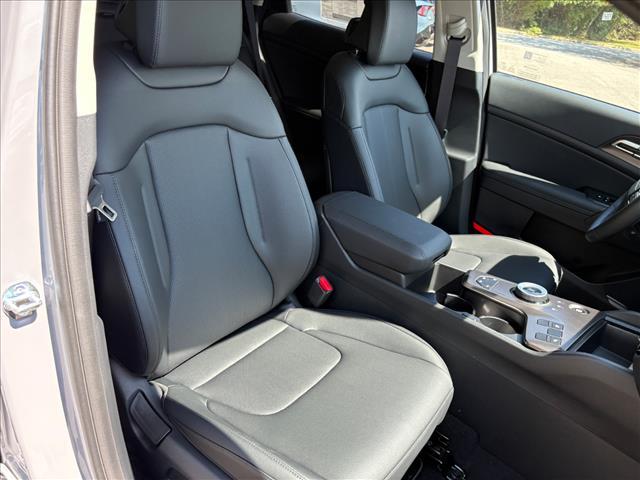 new 2026 Kia Sportage Hybrid car, priced at $35,180