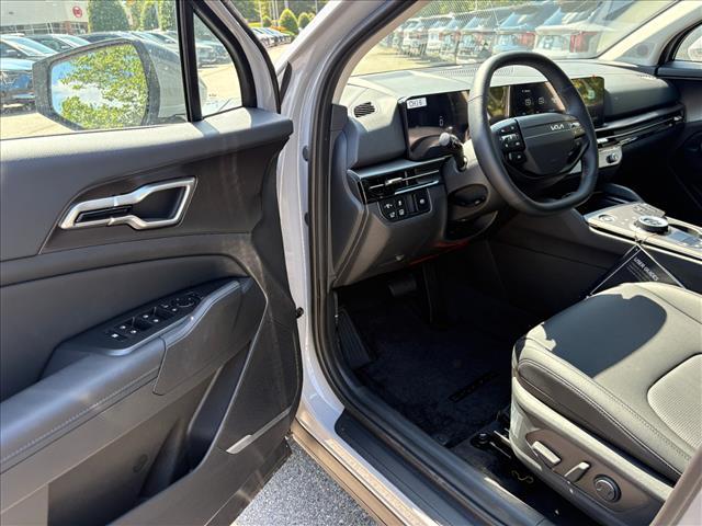 new 2026 Kia Sportage Hybrid car, priced at $37,010