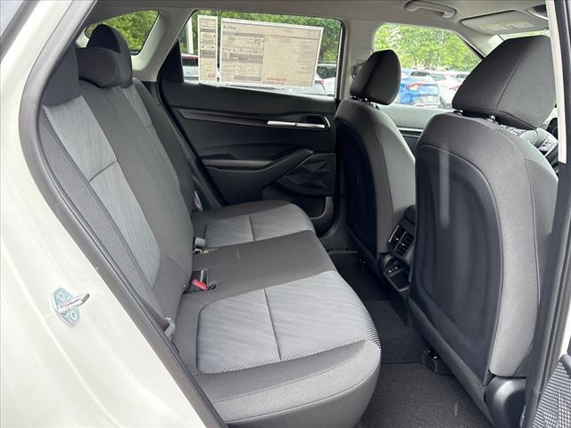 new 2025 Kia Seltos car, priced at $26,182