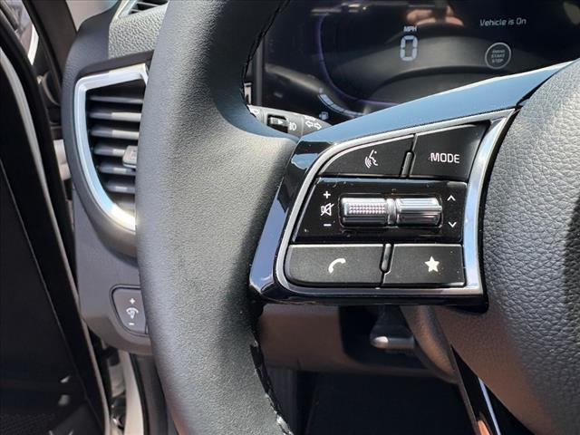 new 2025 Kia Seltos car, priced at $28,122
