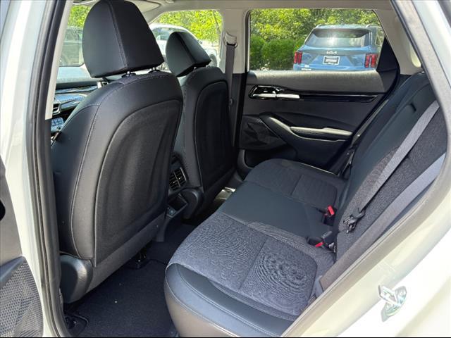 new 2025 Kia Seltos car, priced at $28,122
