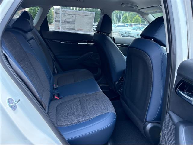 new 2025 Kia Seltos car, priced at $28,122