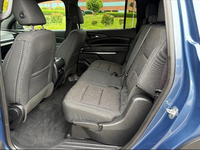 used 2024 Chevrolet Traverse car, priced at $39,000