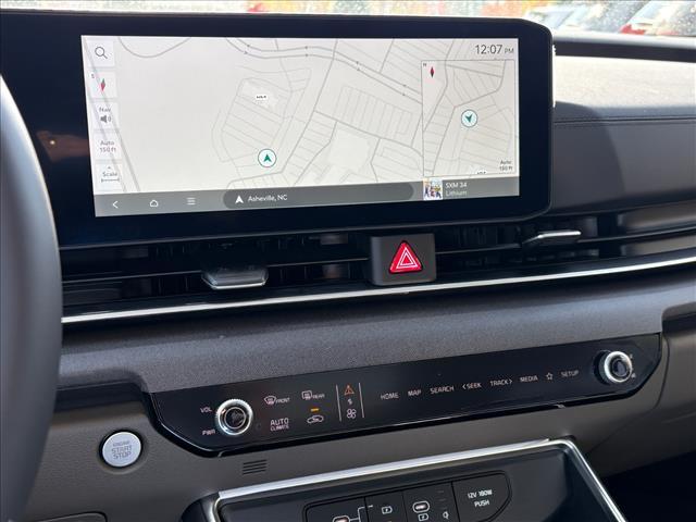 new 2026 Kia Carnival Hybrid car, priced at $50,660