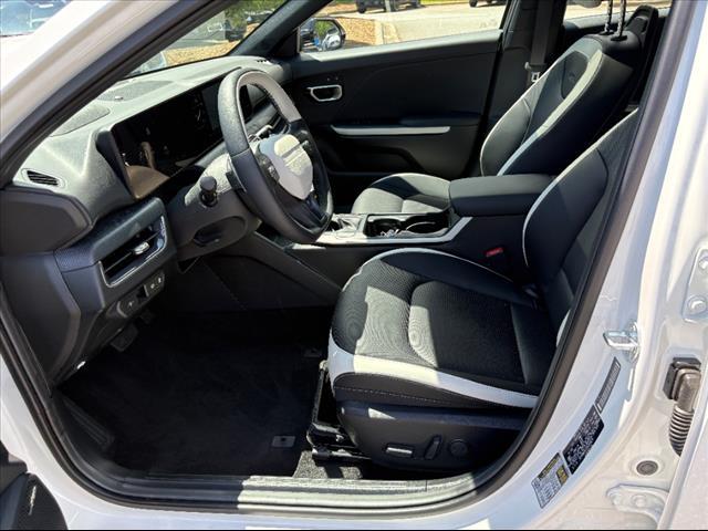 new 2025 Kia K4 car, priced at $28,935