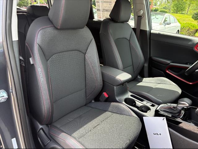 new 2025 Kia Soul car, priced at $27,004