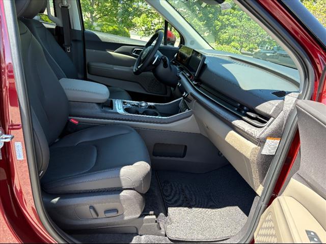 new 2026 Kia Carnival Hybrid car, priced at $45,265