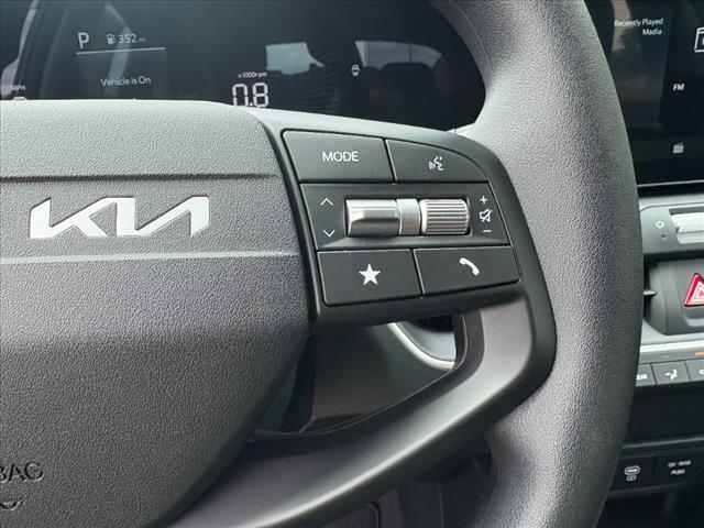 new 2025 Kia K4 car, priced at $24,735