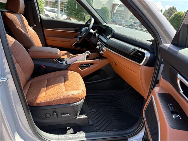 new 2025 Kia Telluride car, priced at $47,825