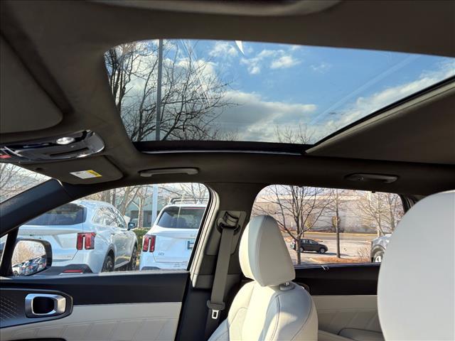 new 2026 Kia Sorento Hybrid car, priced at $49,690