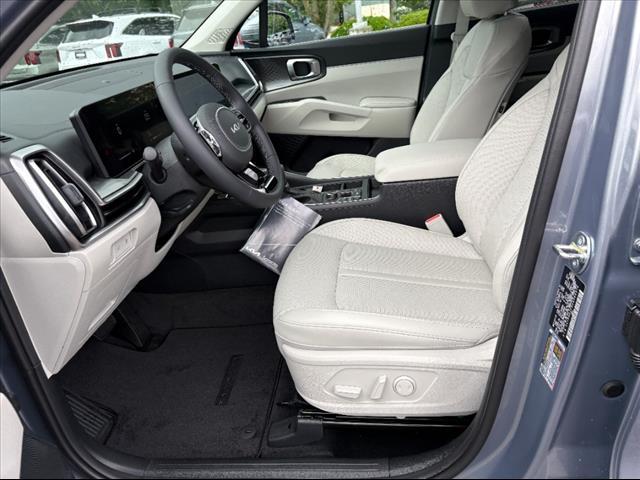 new 2025 Kia Sorento car, priced at $40,299