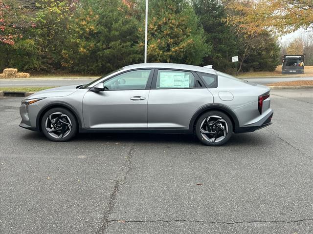 new 2025 Kia K4 car, priced at $25,320