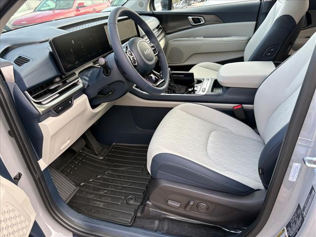 new 2026 Kia Carnival car, priced at $49,690