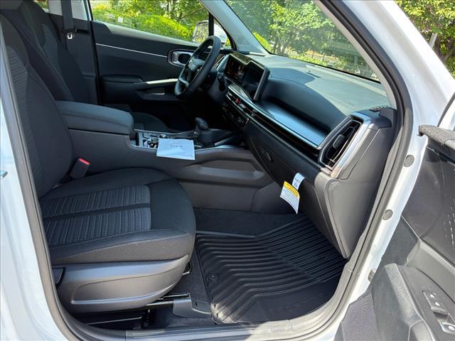 new 2026 Kia Sorento car, priced at $34,395