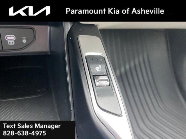 new 2025 Kia Sorento car, priced at $42,857