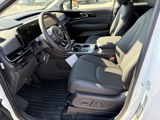 new 2026 Kia Carnival car, priced at $53,285