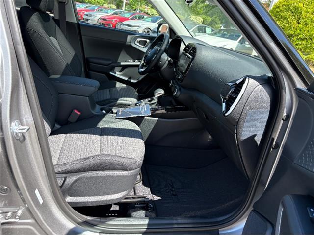 new 2025 Kia Soul car, priced at $25,342