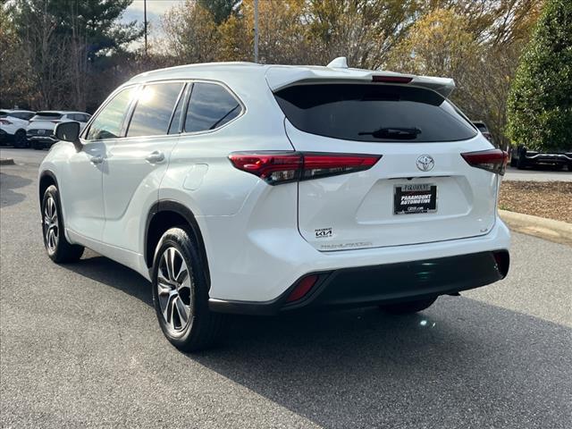 used 2022 Toyota Highlander car, priced at $35,000